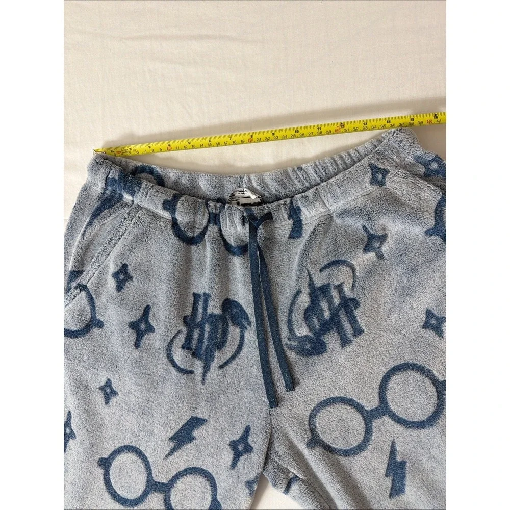 Wizarding World of Harry Potter Women’s Fleece Pajama Set